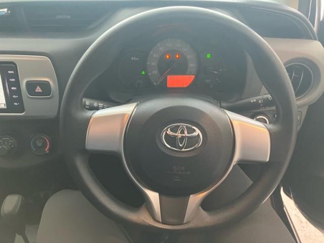 TOYOTA VITZ  4WD 2014