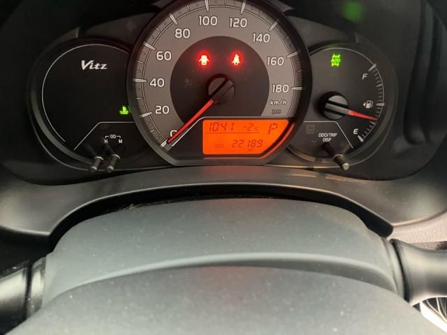 TOYOTA VITZ  4WD 2014
