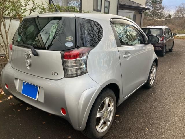 TOYOTA iQ 2008