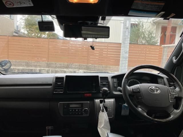 TOYOTA HIACE van 4WD 2021