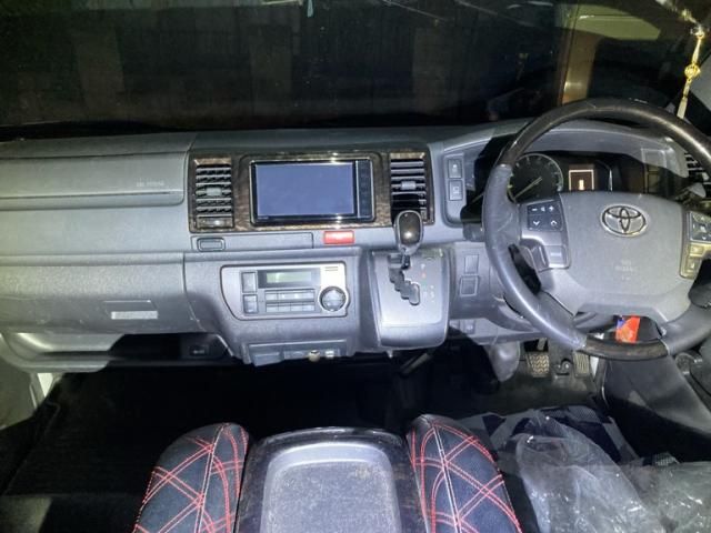 TOYOTA HIACE van 4WD 2020