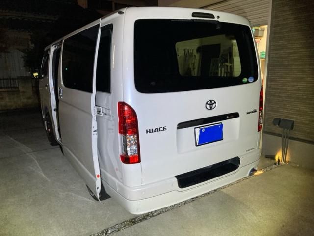 TOYOTA HIACE van 4WD 2020