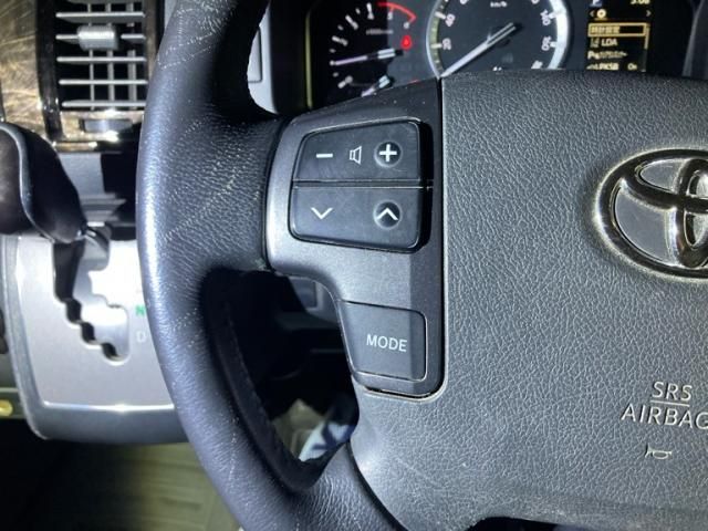 TOYOTA HIACE van 4WD 2020