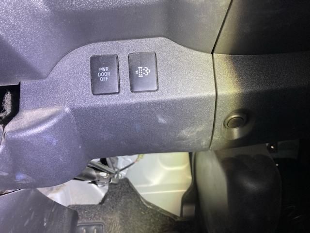 TOYOTA HIACE van 4WD 2020