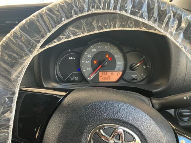TOYOTA VITZ 2018