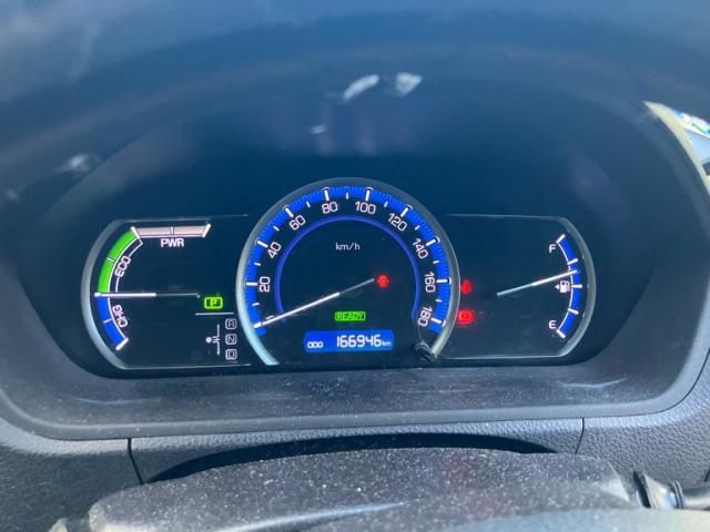 TOYOTA VOXY HYBRID 2015