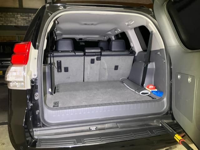 TOYOTA LANDCRUISER PRADO 2012