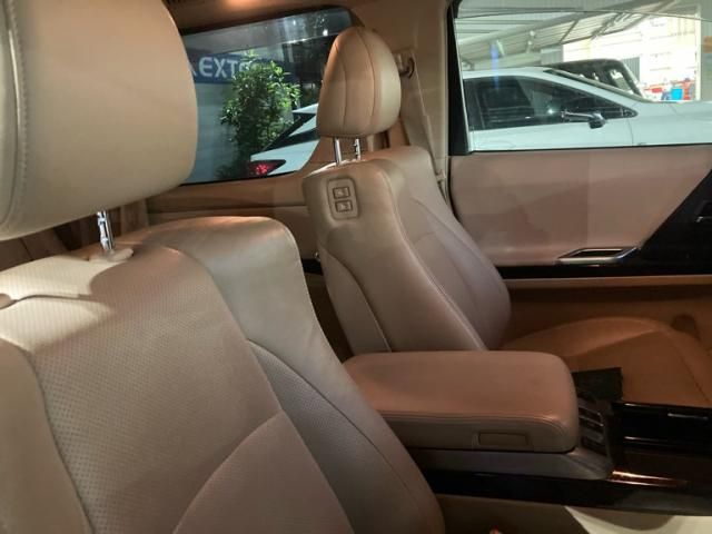 TOYOTA ALPHARD hybrid 4WD 2012