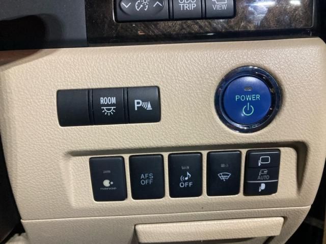 TOYOTA ALPHARD hybrid 4WD 2012