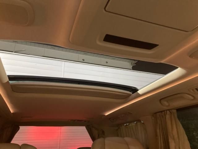 TOYOTA ALPHARD hybrid 4WD 2012