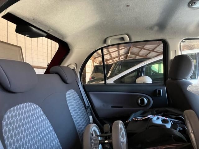 DAIHATSU MIRA GINO 2005