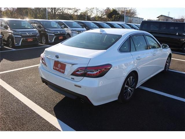 TOYOTA CROWN sedan hybrid 2019