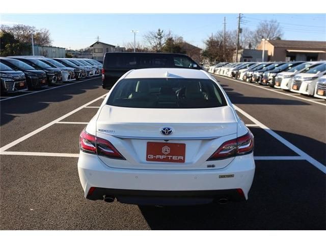 TOYOTA CROWN sedan hybrid 2019