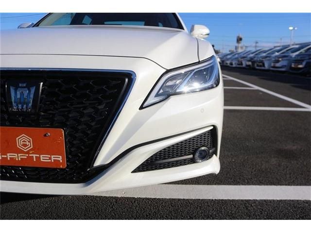 TOYOTA CROWN sedan hybrid 2019