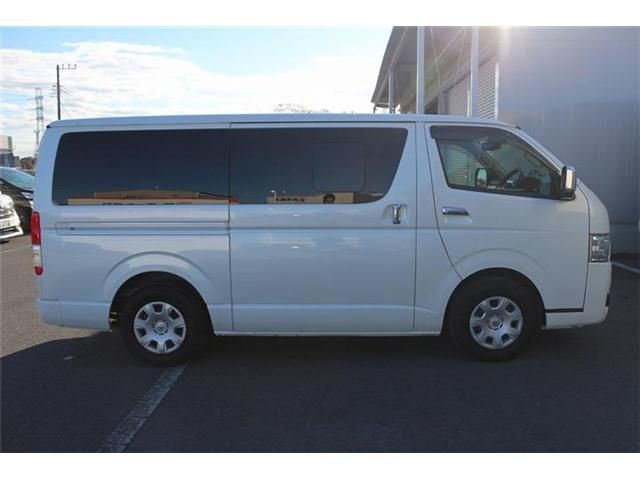 TOYOTA HIACE van 2WD 2023