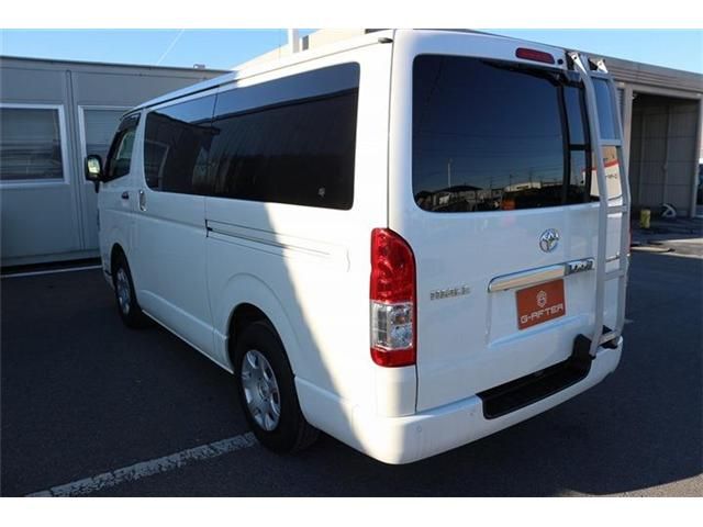 TOYOTA HIACE van 2WD 2023