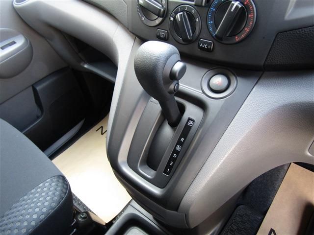 NISSAN NV200 VANETTE van 4WD 2025