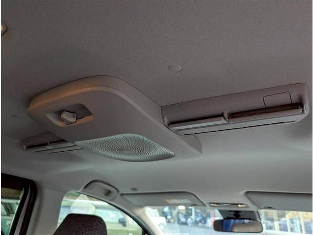 TOYOTA SIENTA HYBRID 2023