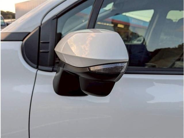 TOYOTA SIENTA HYBRID 2023