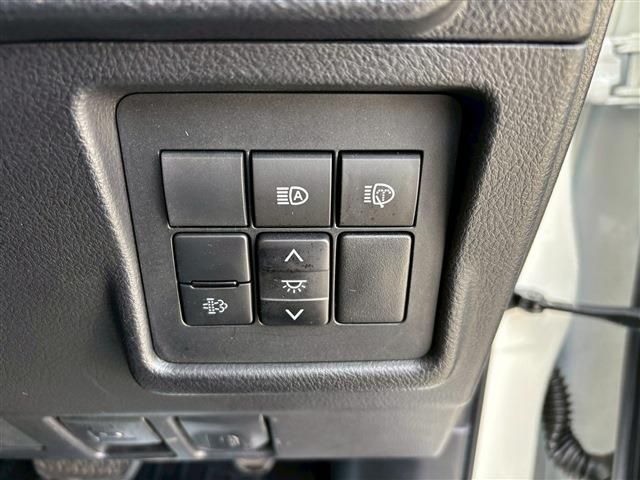 TOYOTA LANDCRUISER PRADO 2022