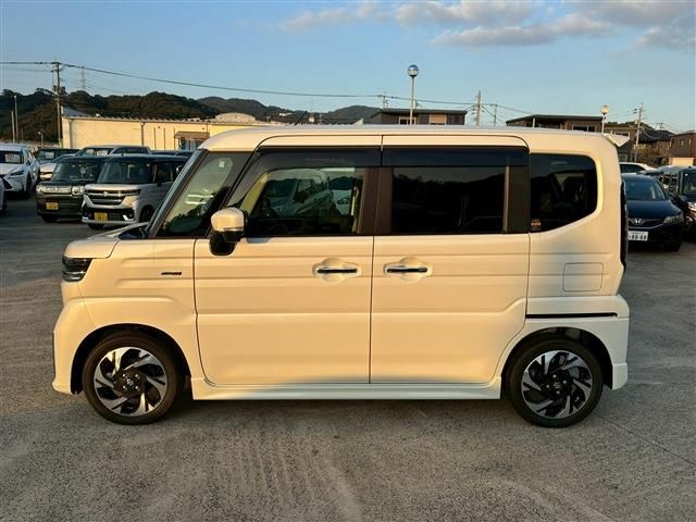 SUZUKI Spacia custom 2025