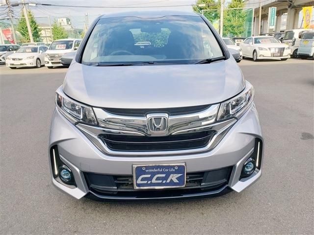 HONDA FREED plus HYBRID 2017