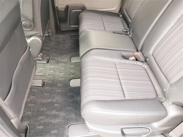 HONDA FREED plus HYBRID 2017