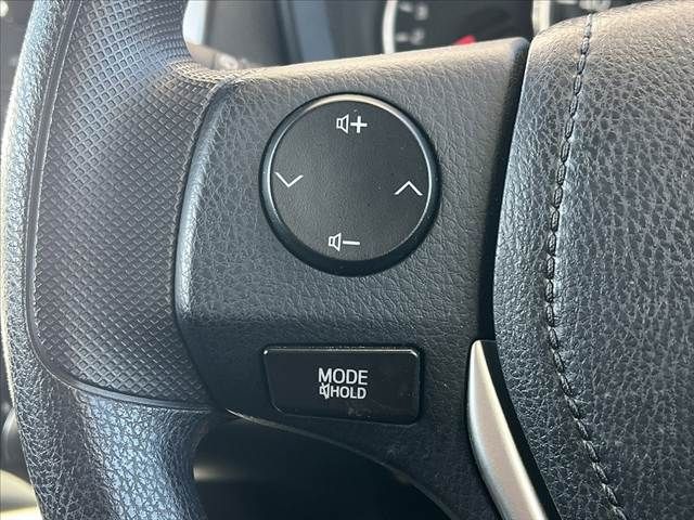 TOYOTA COROLLA FIELDER 2015