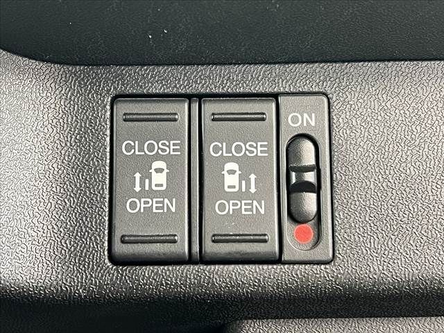 HONDA STEPWAGON SPADA 2016