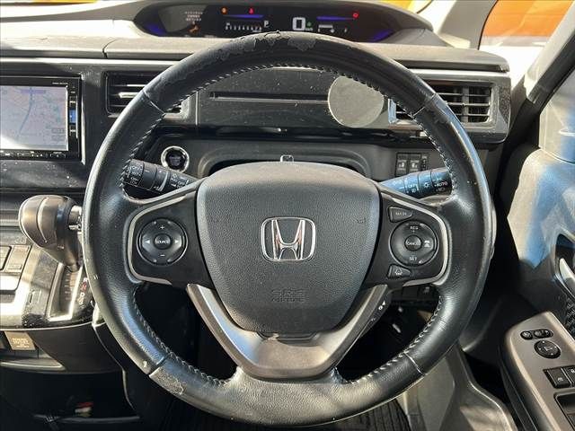 HONDA STEPWAGON SPADA 2016