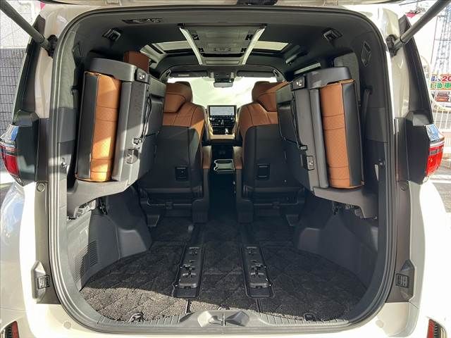 TOYOTA VELLFIRE 2024