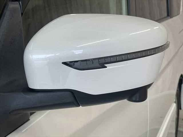 NISSAN SERENA  WG 2018