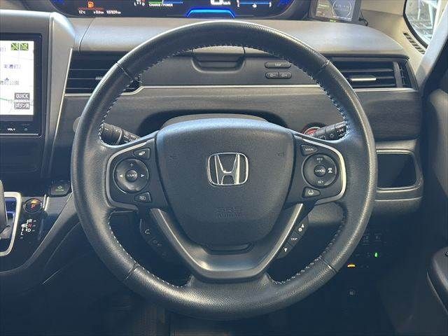 HONDA FREED HYBRID 2017