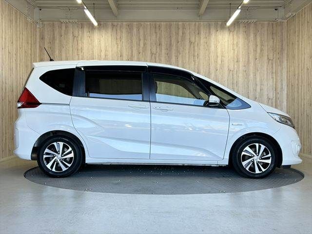 HONDA FREED HYBRID 2017