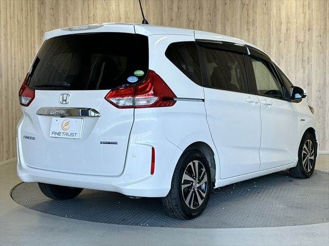 HONDA FREED HYBRID 2017