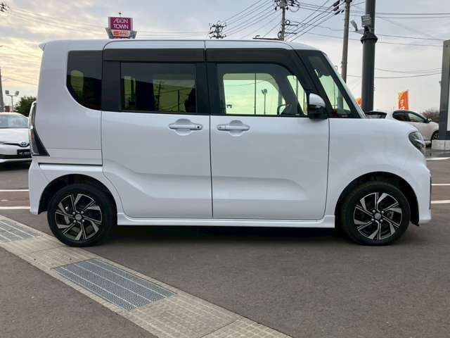 DAIHATSU TANTO 4WD 2021