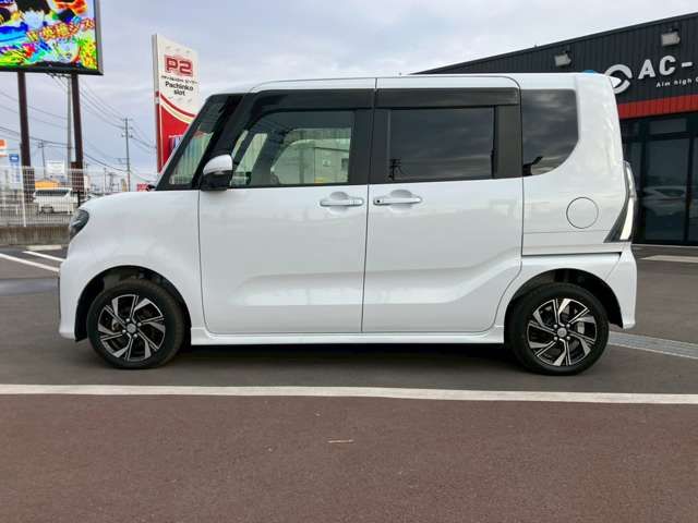 DAIHATSU TANTO 4WD 2021