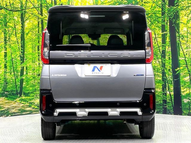 MITSUBISHI DELICA MINI 2023