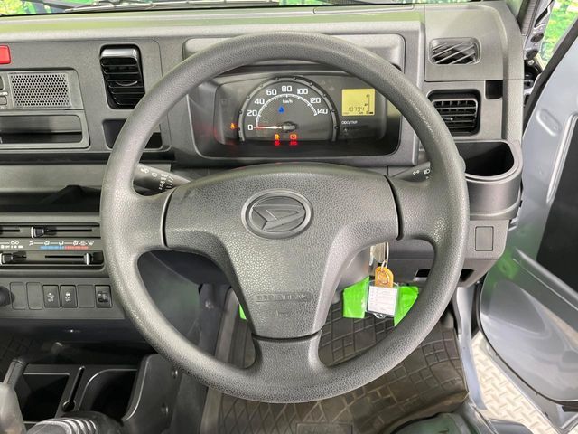 DAIHATSU HIJET truck 2018