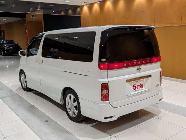 NISSAN ELGRAND 2005