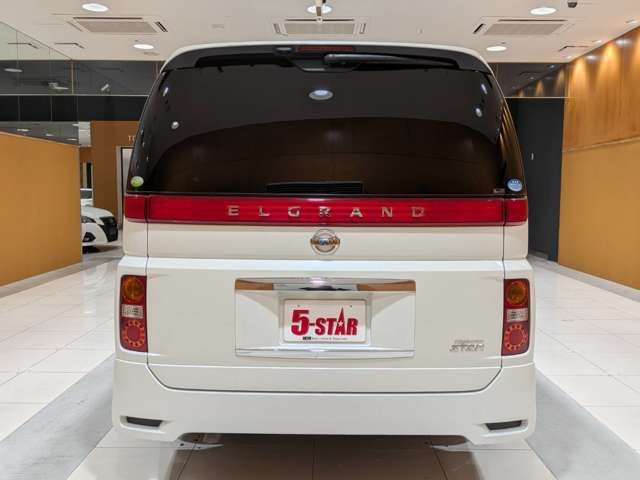 NISSAN ELGRAND 2005