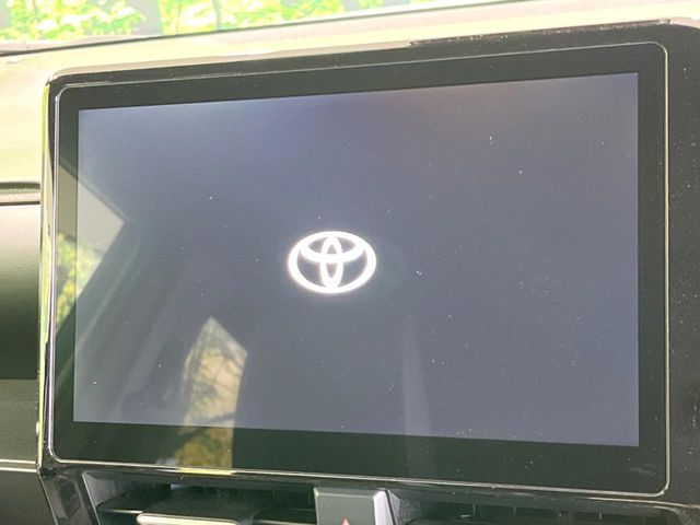 TOYOTA NOAH HYBRID 2022