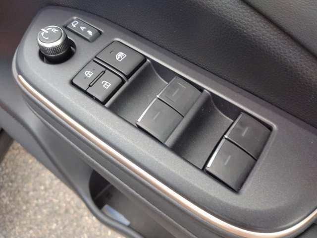 TOYOTA CROWN CROSSOVER 2024