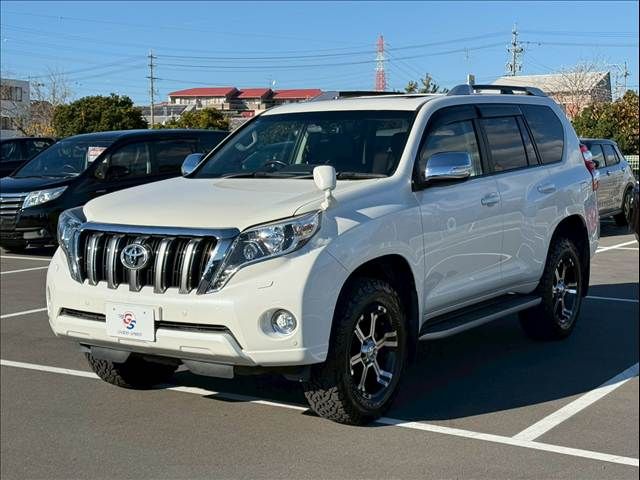 TOYOTA LANDCRUISER PRADO 2016