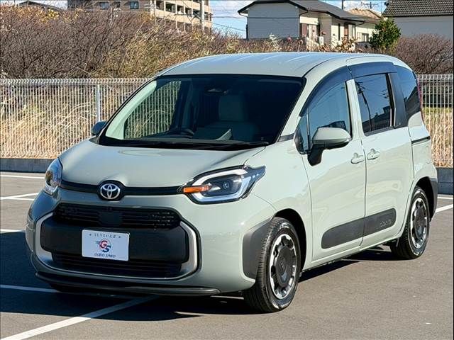 TOYOTA SIENTA HYBRID 2022