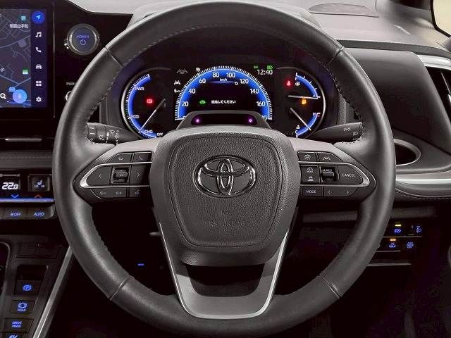 TOYOTA VOXY HYBRID 2023