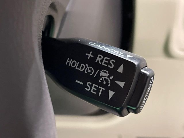 TOYOTA LANDCRUISER PRADO 2023