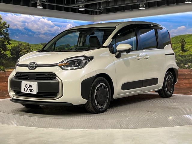 TOYOTA SIENTA HYBRID 2023