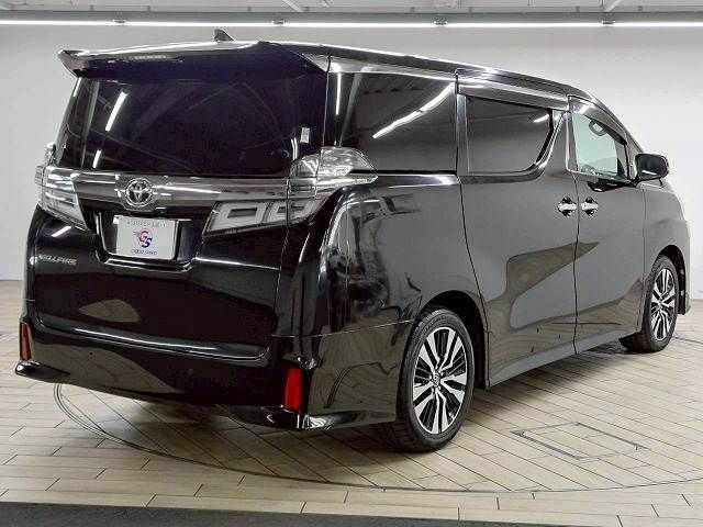 TOYOTA VELLFIRE 2019