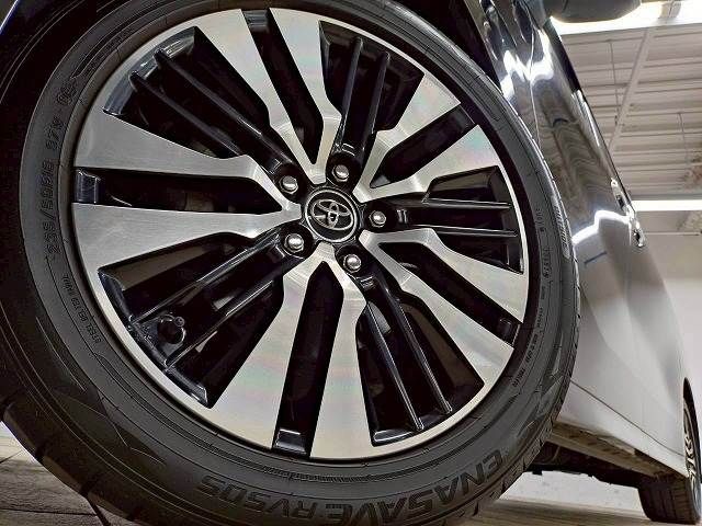 TOYOTA VELLFIRE 2019